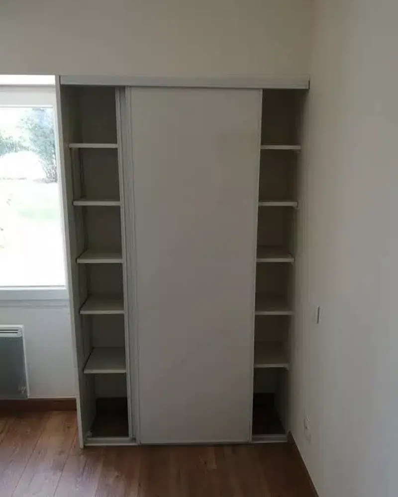 Réalisation de menuiseries intérieures par JMS, menuisier à Saint-Hilaire-le-Vouhis