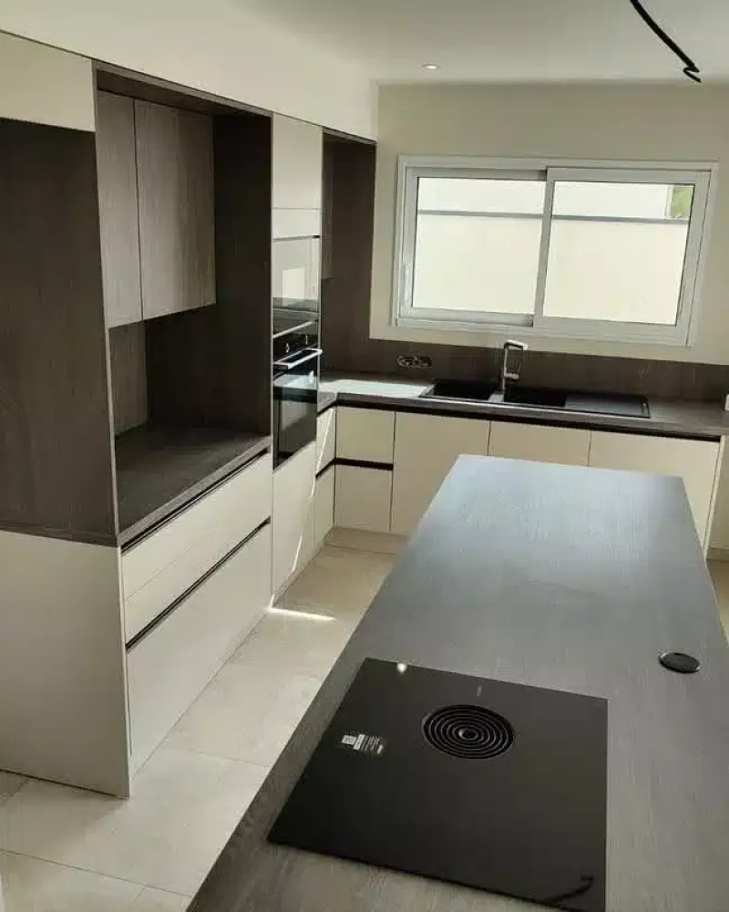 Réalisation de menuiseries intérieures par JMS, menuisier à Saint-Hilaire-le-Vouhis