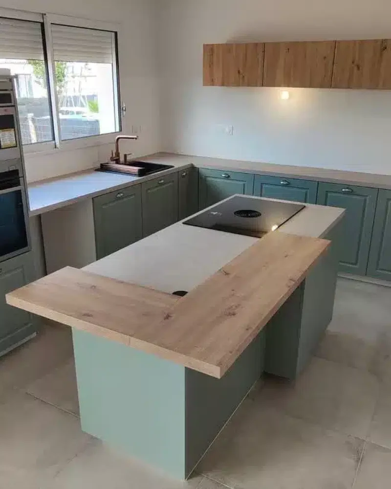 Réalisation de menuiseries intérieures par JMS, menuisier à Saint-Hilaire-le-Vouhis