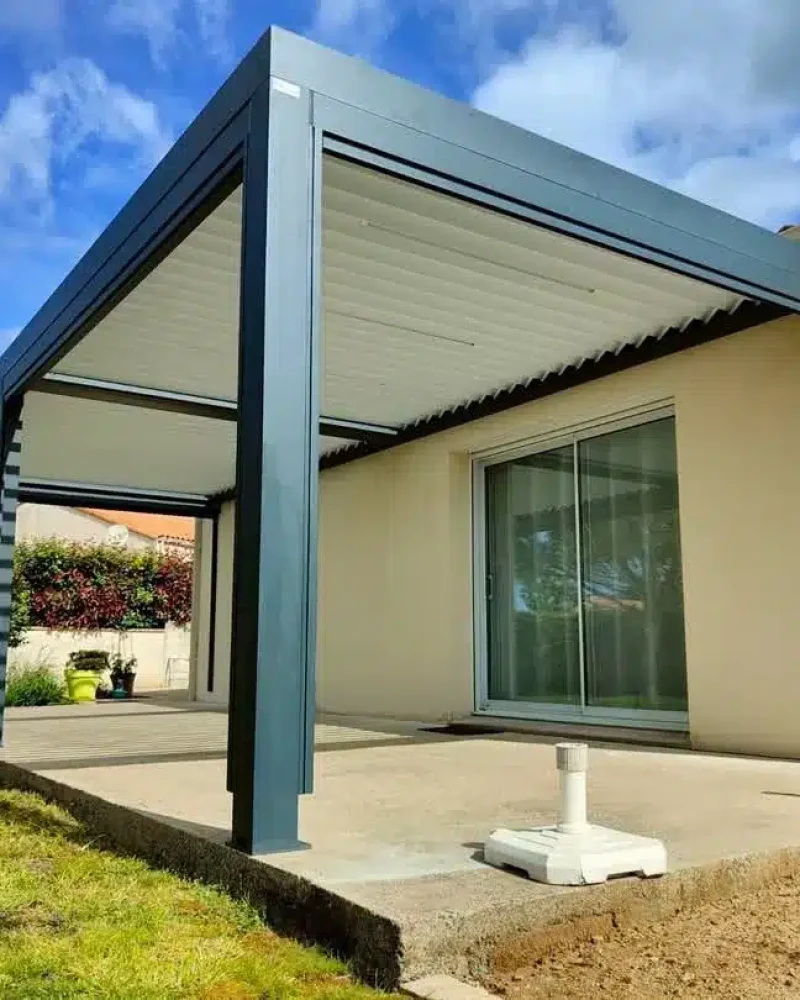 Réalisation de pergolas et vérandas par JMS, menuisier à Saint-Hilaire-le-Vouhis