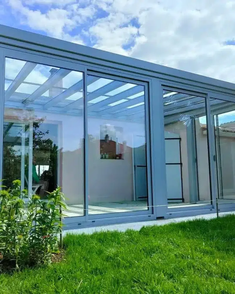 Réalisation de pergolas et vérandas par JMS, menuisier à Saint-Hilaire-le-Vouhis