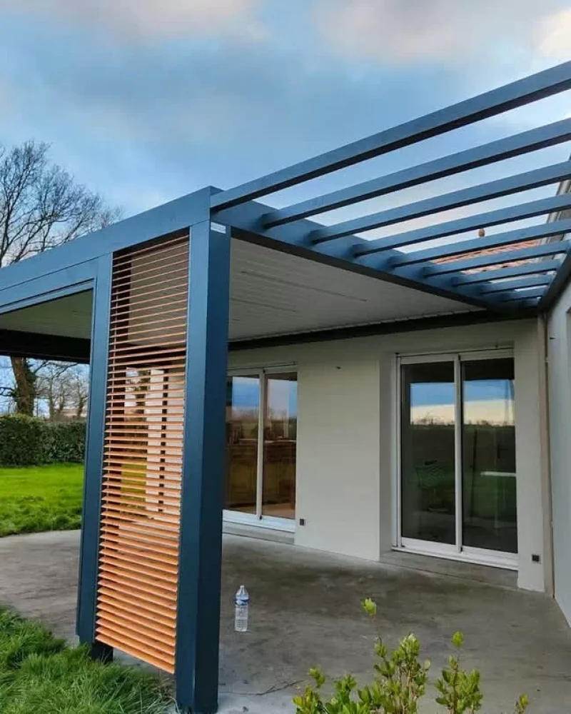Réalisation de pergolas et vérandas par JMS, menuisier à Saint-Hilaire-le-Vouhis